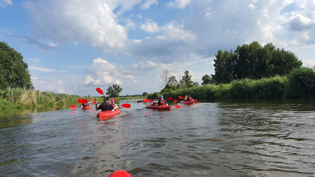Strzyżowice do Bobrowniki – spokojna trasa spływu kajakowego (12 km)